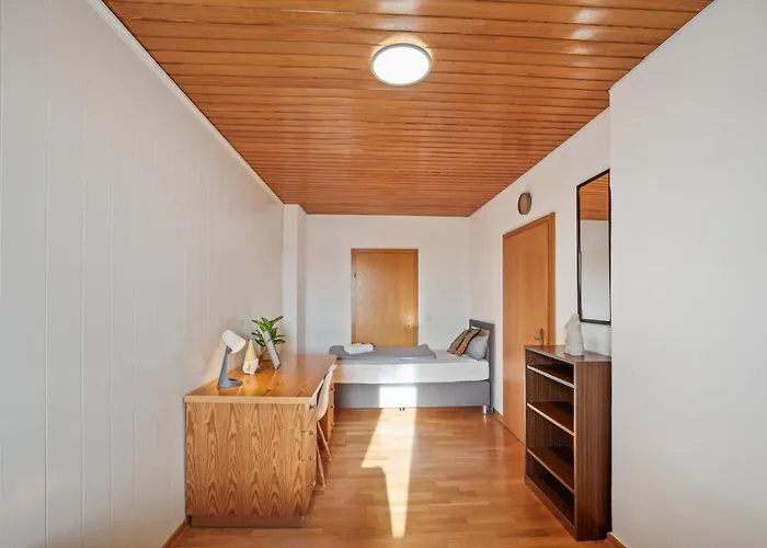 דירה Sali Homes K39 Monte-carlo -spacious 6-bedroom With Terrace And Garden Views In Ideal For Groups
